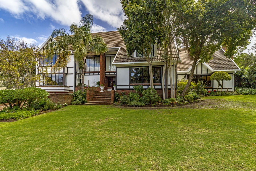 7 Bedroom Property for Sale in Parel Vallei Western Cape